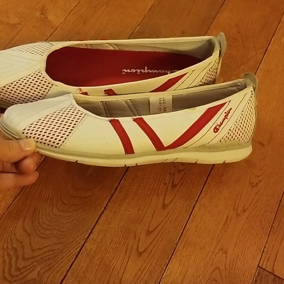 Champion flats - Picture 2 of 4